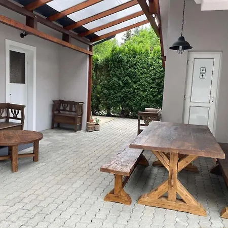 招待所 Kapri Vendeghaz