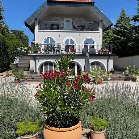 招待所 Kapri Vendeghaz 3*