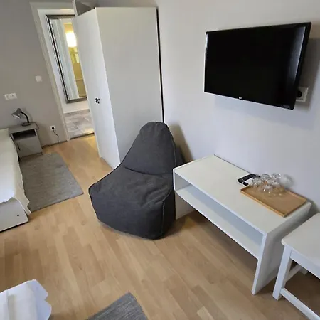 Kapri Vendeghaz 3* Badacsonytomaj