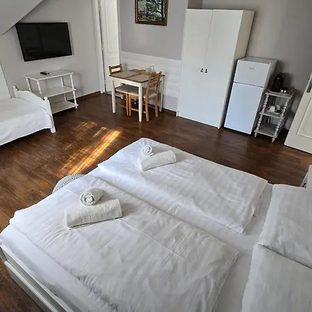 Kapri Vendeghaz Πανσιόν