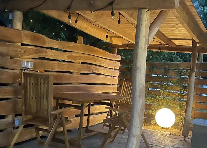 Πανσιόν Kapri Vendeghaz Badacsonytomaj